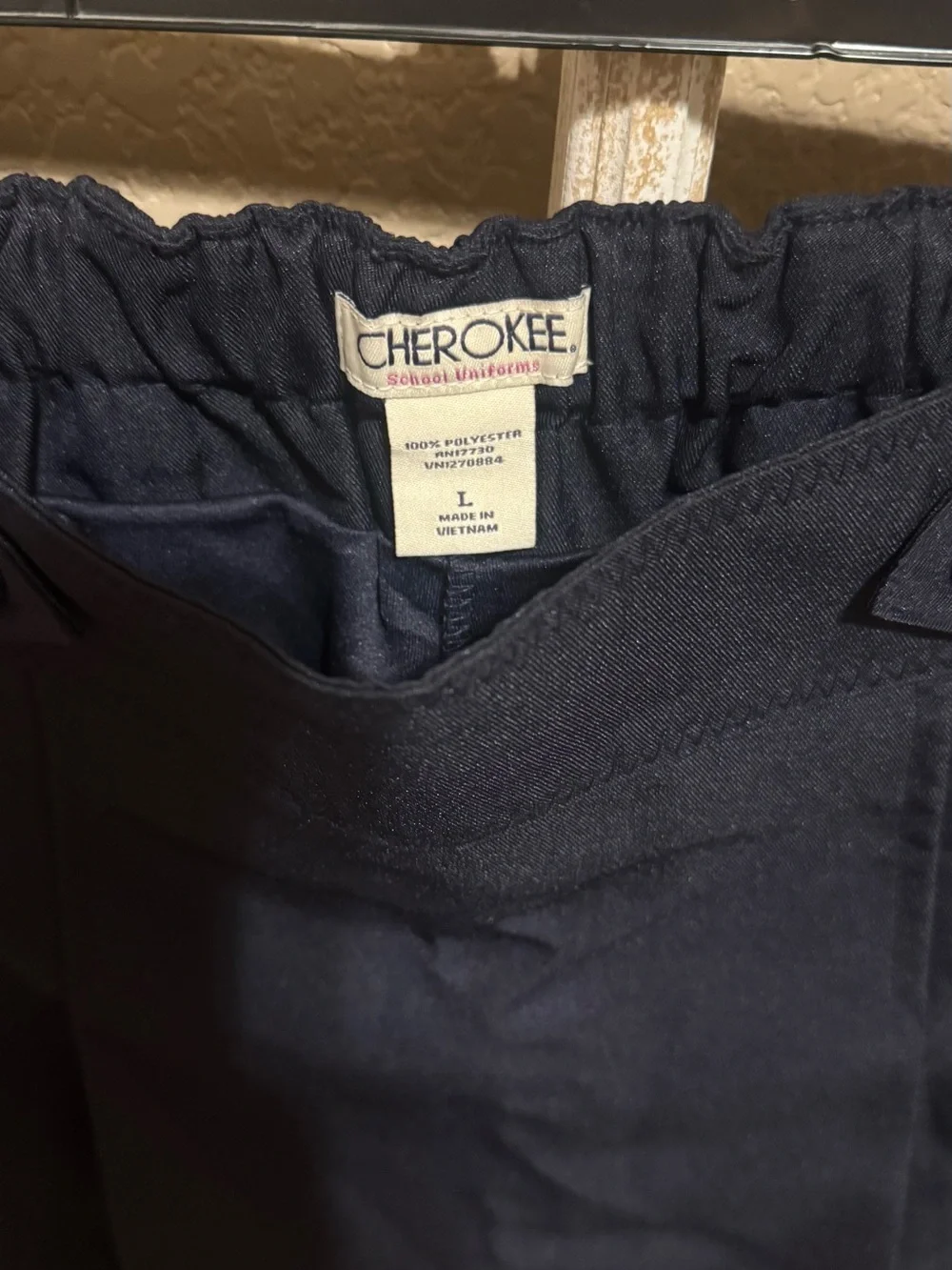 NWT Navy Blue Girl’s Button-Accent Pleated Skirt with sewn in shorts; Sz L
